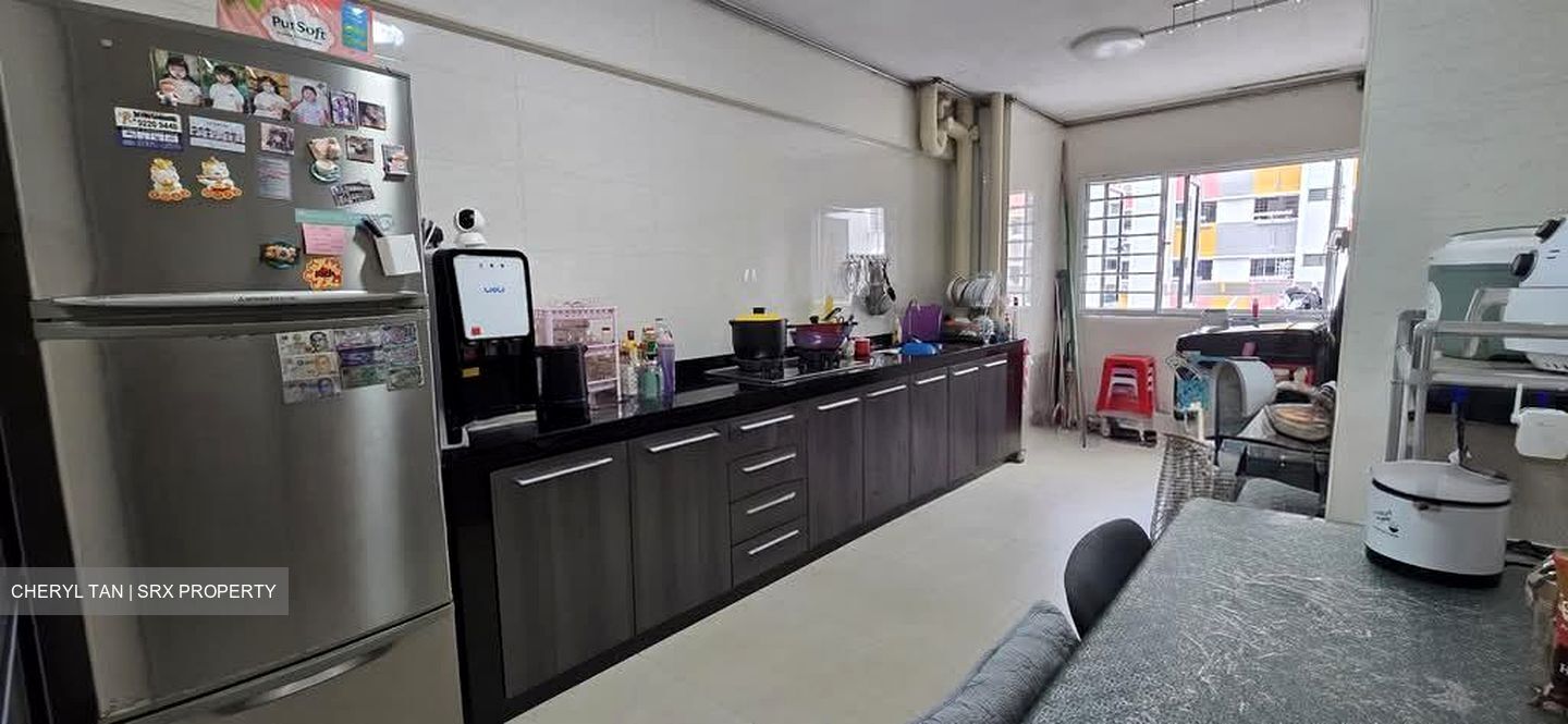 Blk 924 TAMPINES PALMSPRING (Tampines), HDB 3 Rooms #558424511